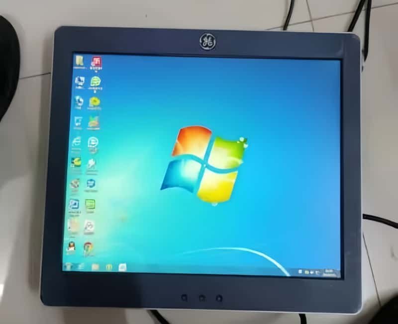 GE LOGIQ P6 / P6 PRO 17-Inch LCD Monitor